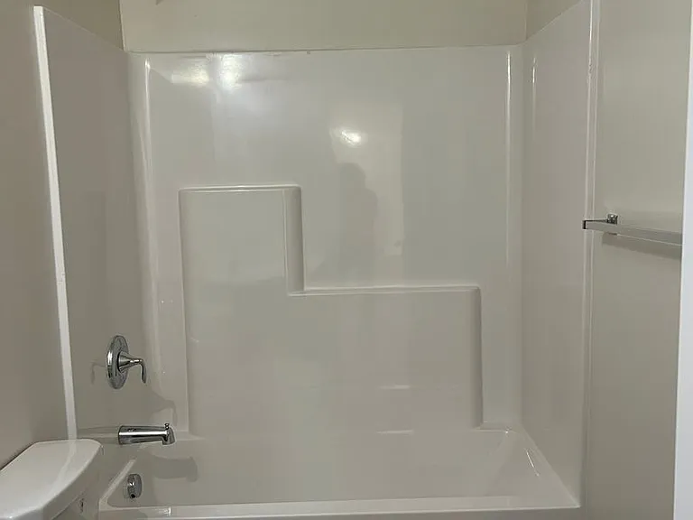 Brand New House 3 beds 2 baths with 1 car garage — Photo 36