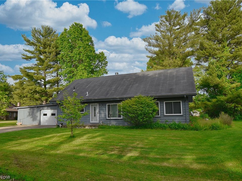 1st image of 1214 Arrowhead Dr SW