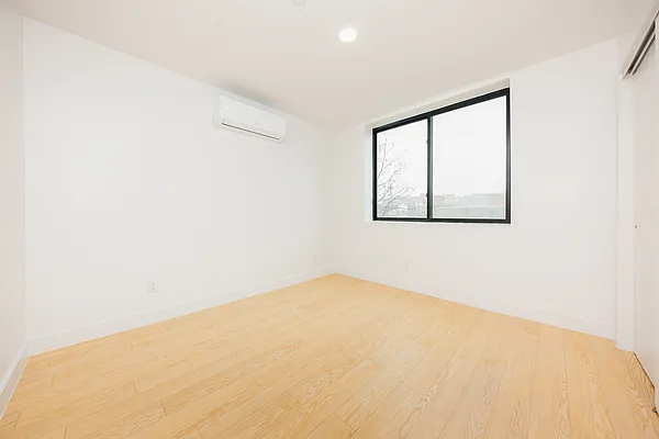 Rented by Oxford Property Group | media 45