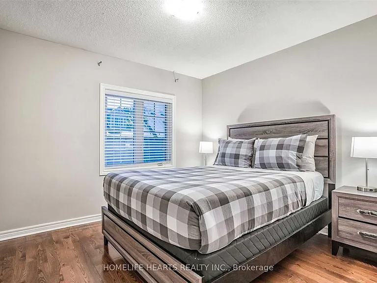 2360 Britannia Rd W #1 — Photo 29