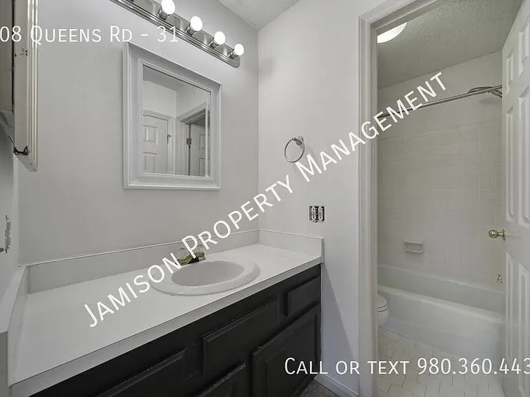 308 Queens Rd #31 — Photo 18