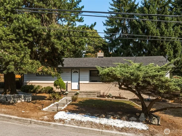2538 NE 107th Street, Seattle, WA 98125