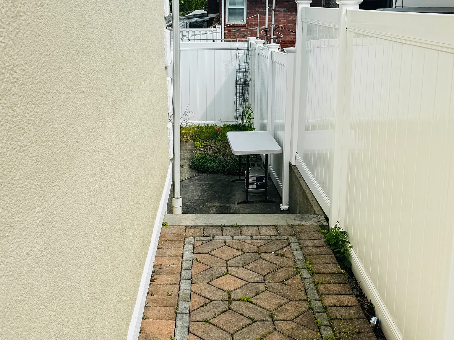 2 bed, $3,200 — Photo 3