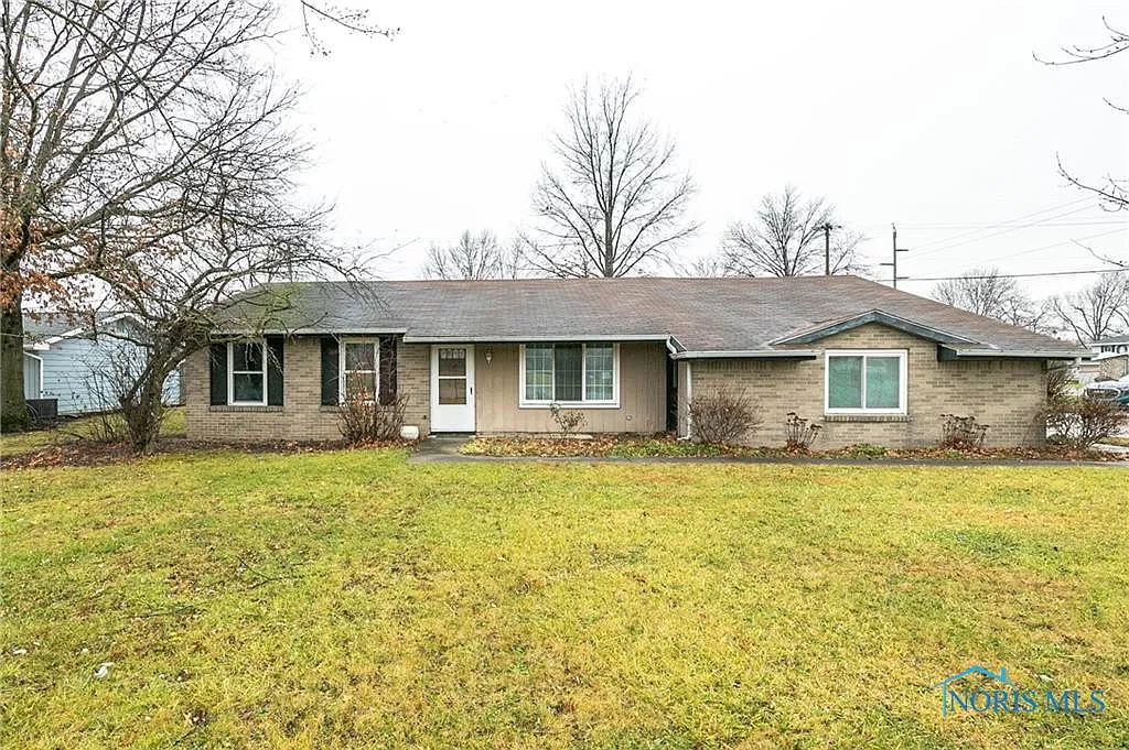 1526 Palmer Dr photo 1