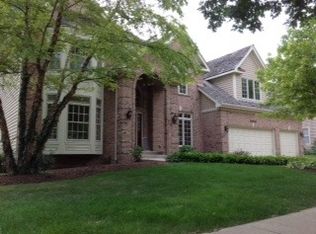 1404 Glencoe St, Wheaton, IL 60187