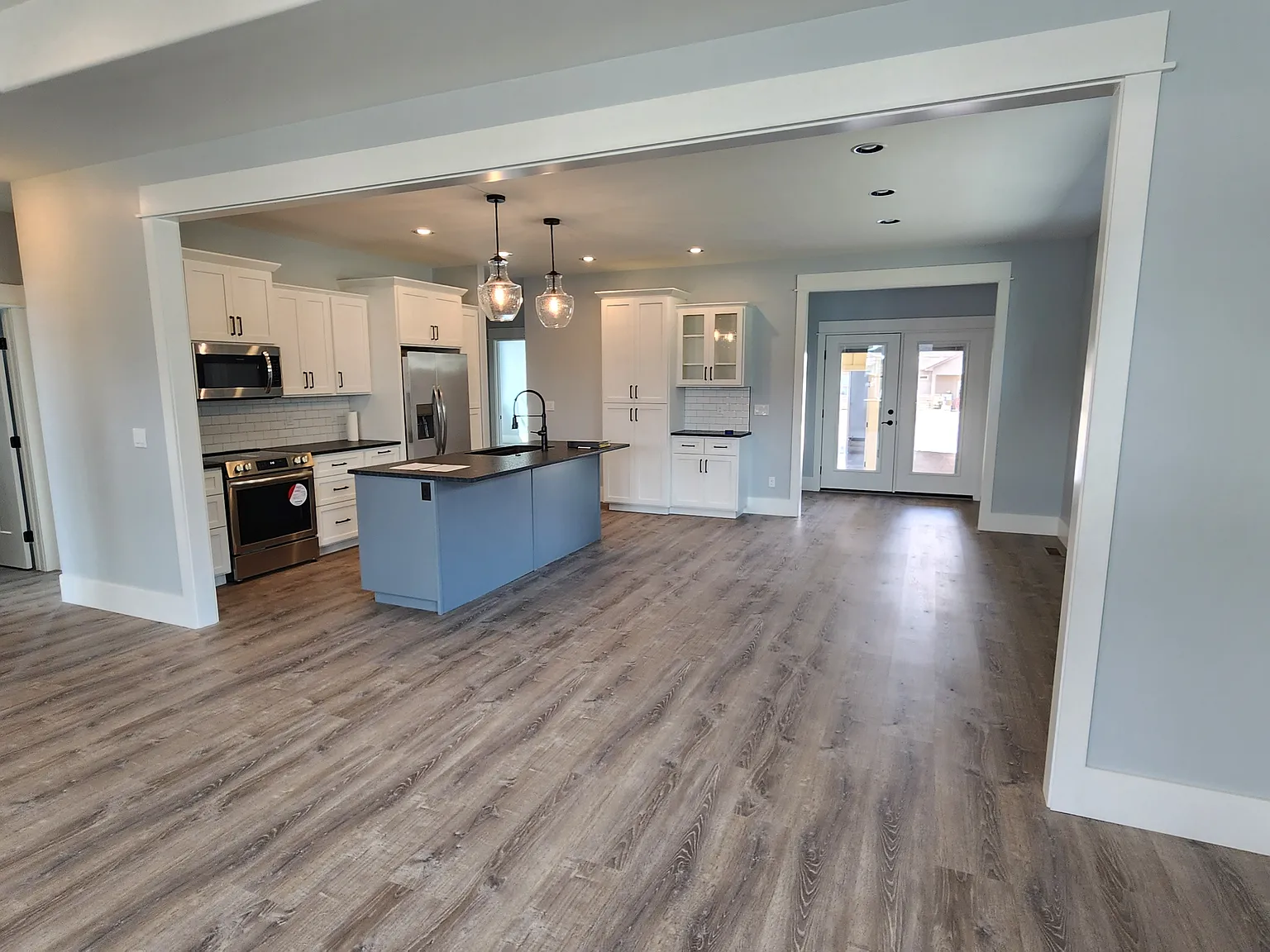 3 bed, 1659 sqft, $2,850 — Photo 3