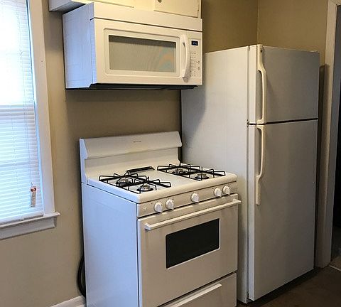 4th image of 6101 Oakland Ave