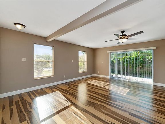 3rd image of 2544 Ravenall Ave