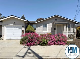 51 Alvarado St #A, Hollister, CA 95023