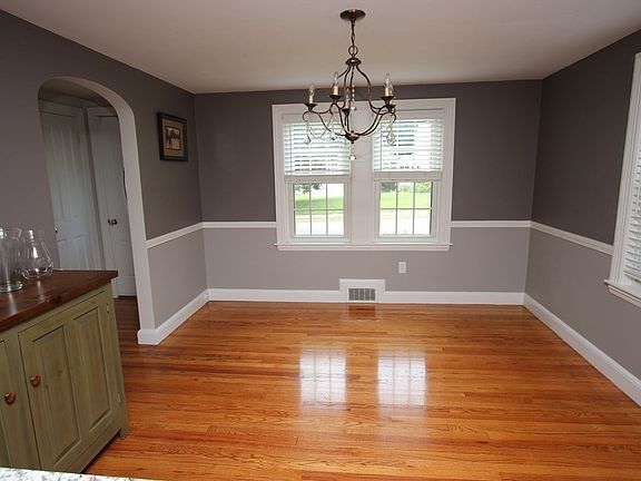 5th image of 79 Rosemary St