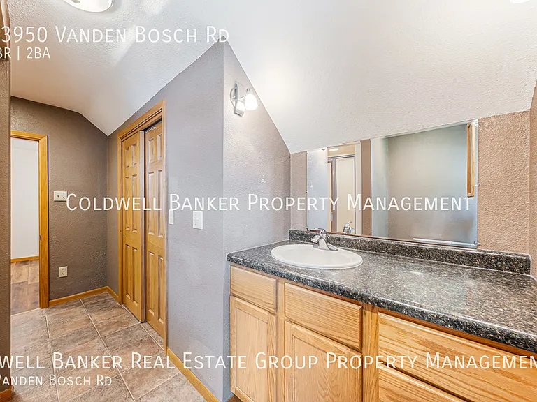 N3950 Vanden Bosch Rd — Photo 23
