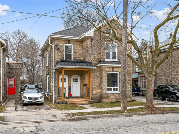 238 Darling St #1, Brantford, ON N3S 3X2