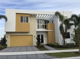 7455 NW 101st Pl, Doral, FL 33178