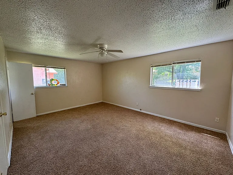 1526 Leader Dr — Photo 20