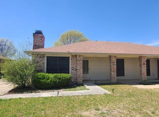 5725 Westchase Dr, North Richland Hills, TX 76180