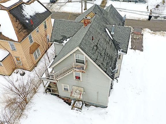 4th image of 438 Waverly Ave NE