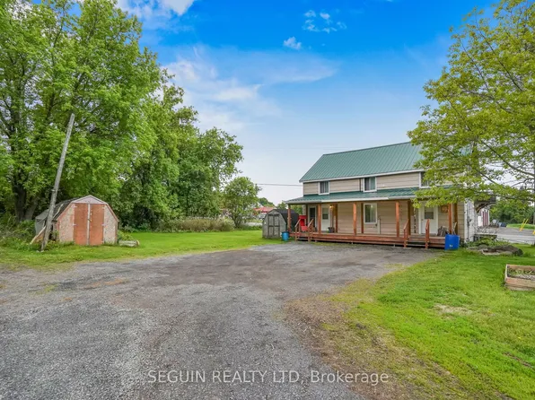 1050 Greenlane Rd E, Champlain, ON K6A 0G6