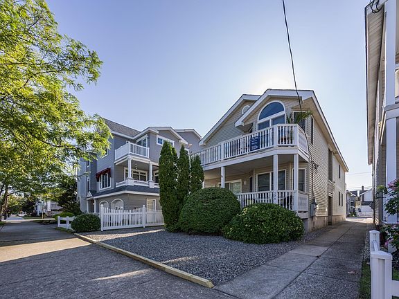 2nd image of 223 Ocean Ave #2