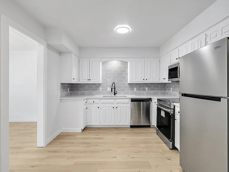 3352 Lanarc Dr — Photo 12