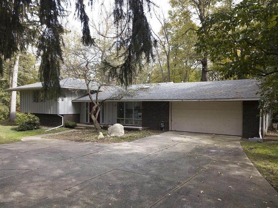 1101 Topinabee Rd, Niles, MI 49120 Zillow