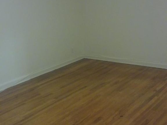 5th image of 7715 Park Dr E APT E