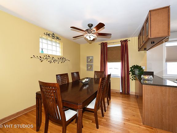 4th image of 1548 Newcastle Ave