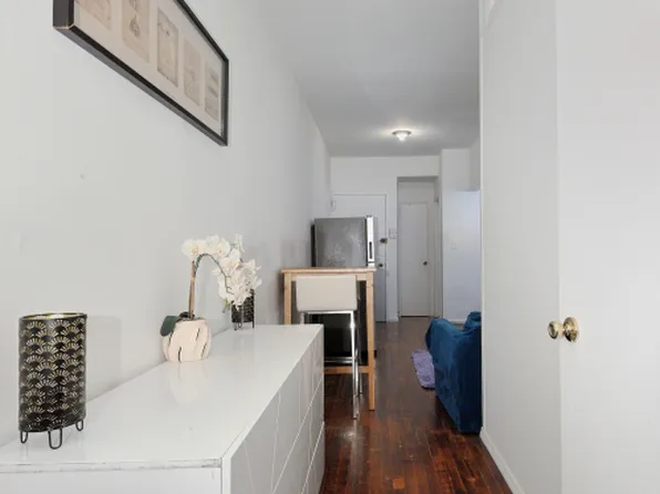 474 Ninth Avenue image 12 of 20