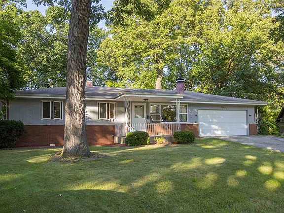 2nd image of 3631 Brentwood Dr
