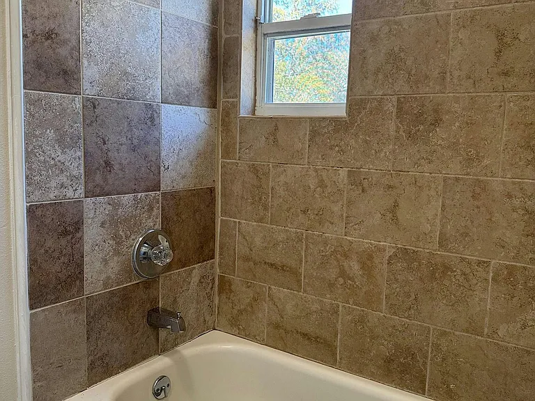 623 Beckett Way #B — Photo 11