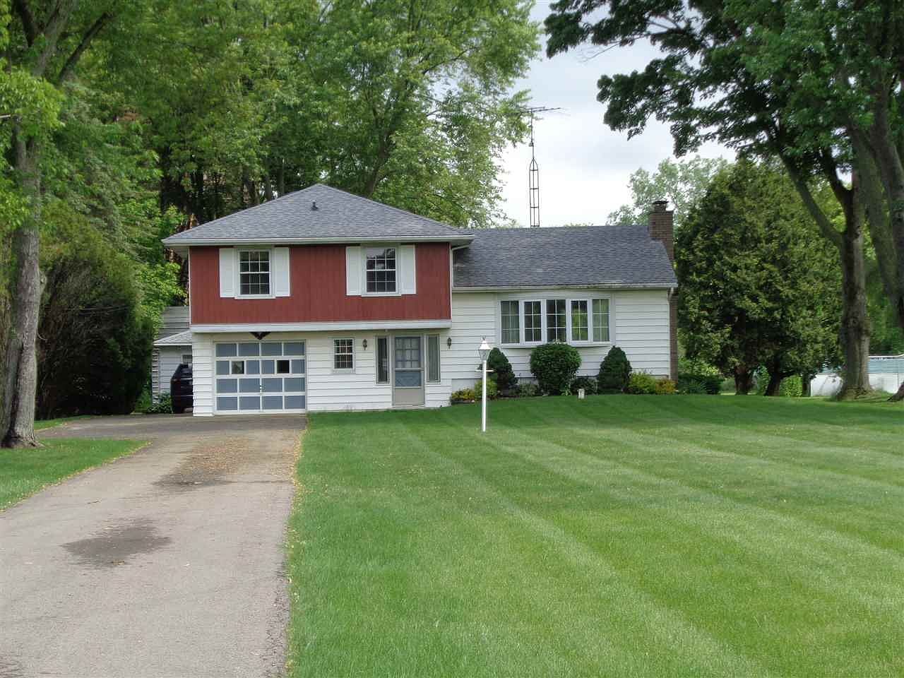 6459 Davison Rd Burton MI 48509 Zillow