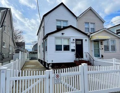 117-16 205th St, Saint Albans, NY, 11412
