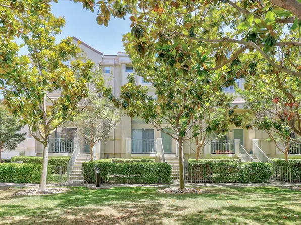 176 Owens Ct, Mountain View, CA 94043