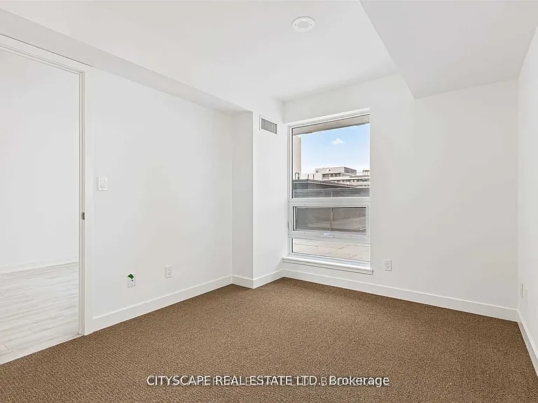 120 Varna Dr #425 — Photo 12