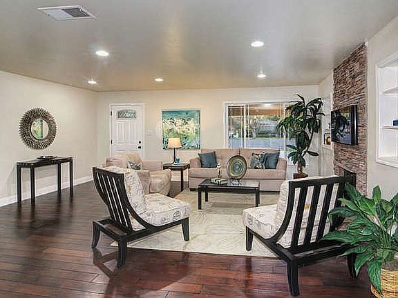 2nd image of 2924 Leta Ln