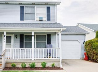 345 Cedar Ct, Dekalb, IL 60115