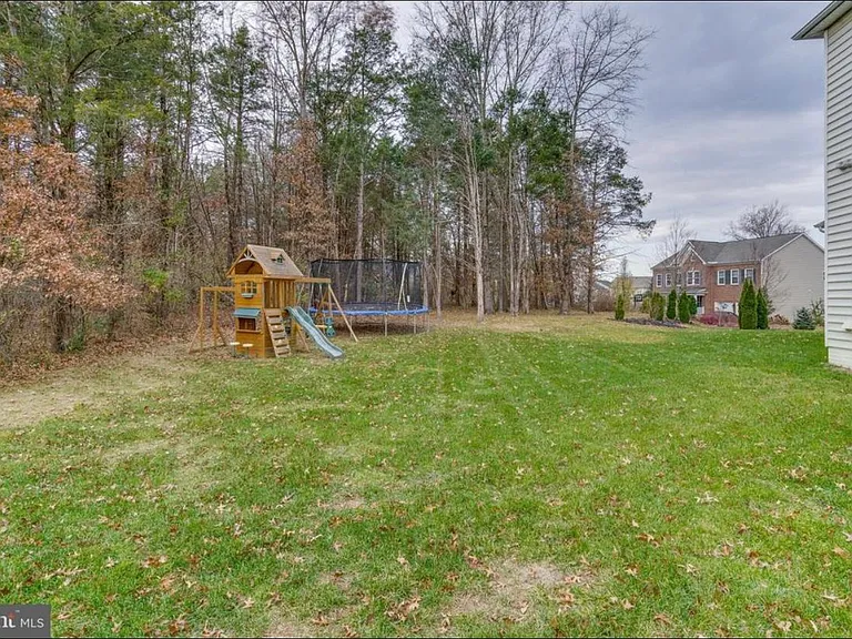 41613 Chalk Ln — Photo 92