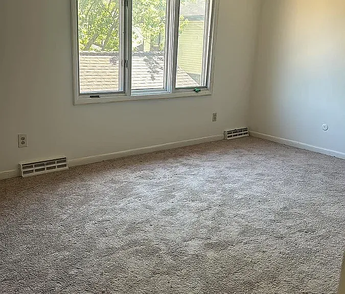 354 Charlesgate Cir — Photo 9