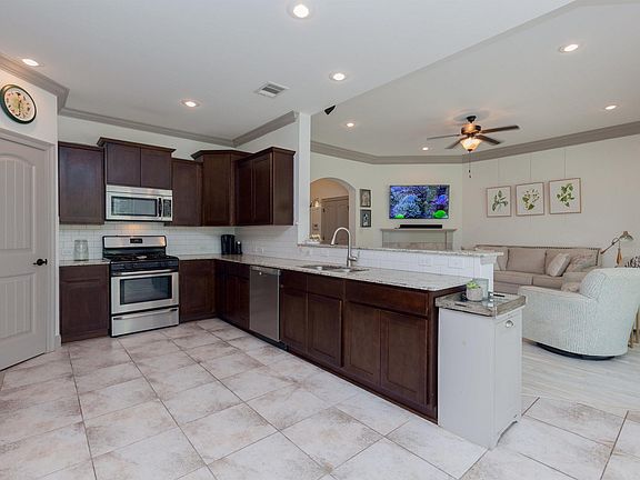 3rd image of 17488 Golden Eagle Dr