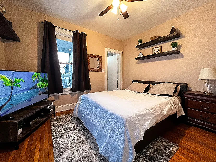 5 3rd St #2