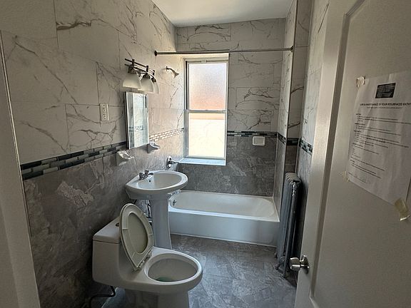 4th image of 784 Martin Luther King Blvd #10