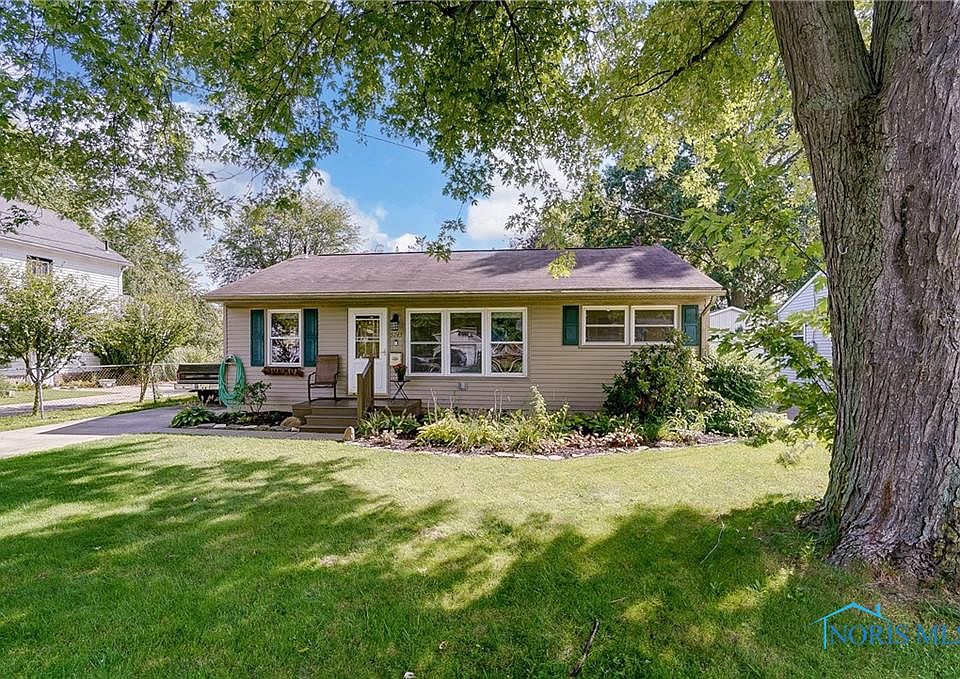 1st image of 5745 Castlerock Dr