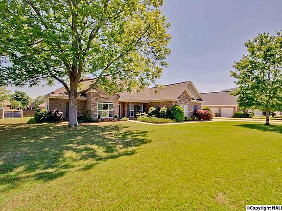2nd image of 3108 Tenker Creek Ln SE