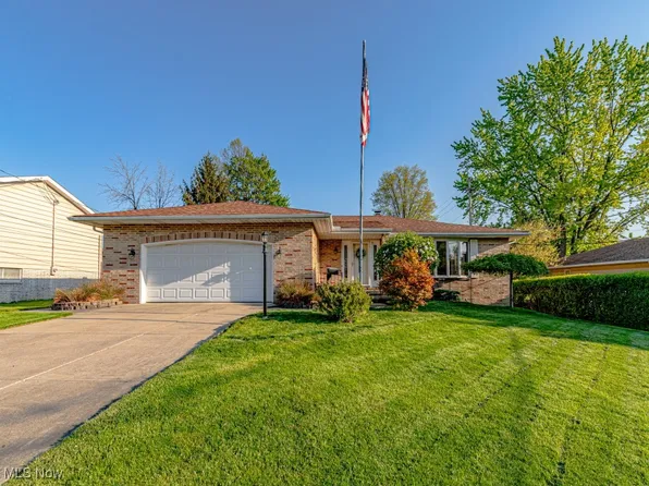 1071 Gettysburg Dr, Parma, OH 44134