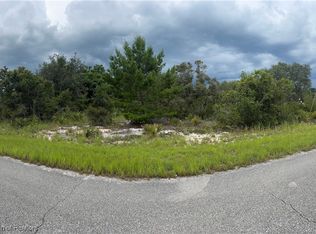 2215 N Larramore Rd, Avon Park, FL 33825