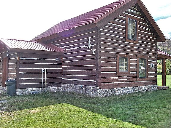 3rd image of 27 Alta Meadow Trl