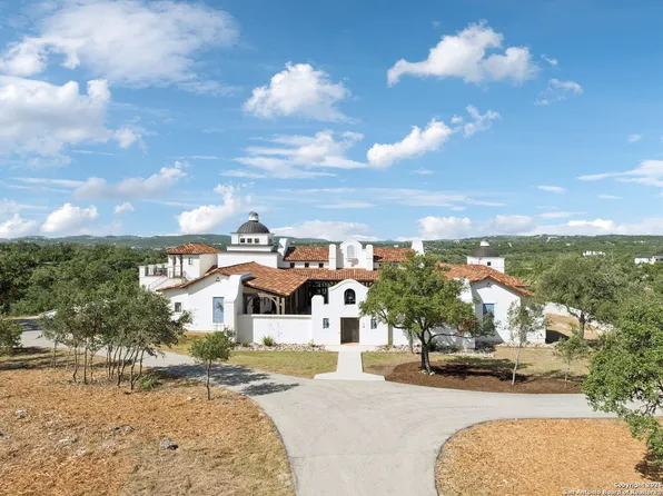 27285 Toutant Beauregard Rd., Boerne, TX 78006