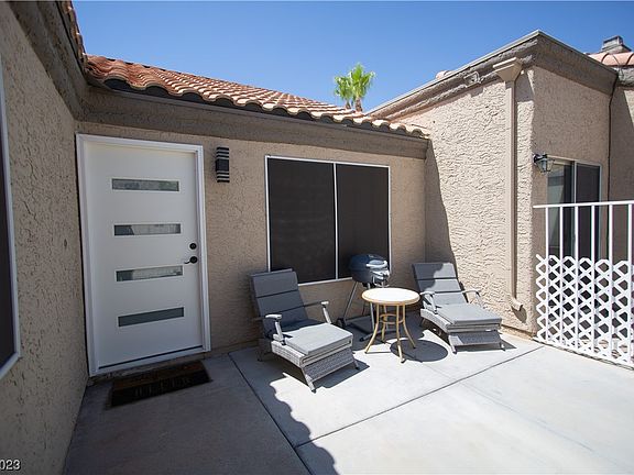 5th image of 2212 High Dunes Ln