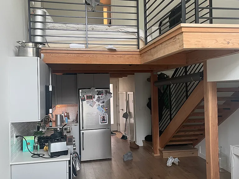 2617 Franklin Ave E #D — Photo 9