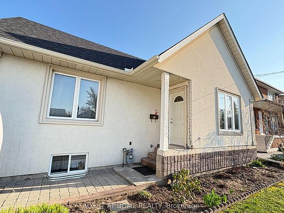 2nd image of 25 Burlingame Rd