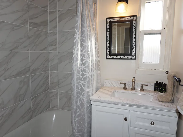 527 N Plaza Amigo — Photo 25